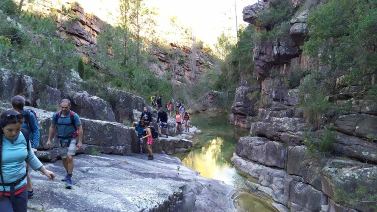 Ruta del retiro hacia la poza del río en Cirat, Castellón